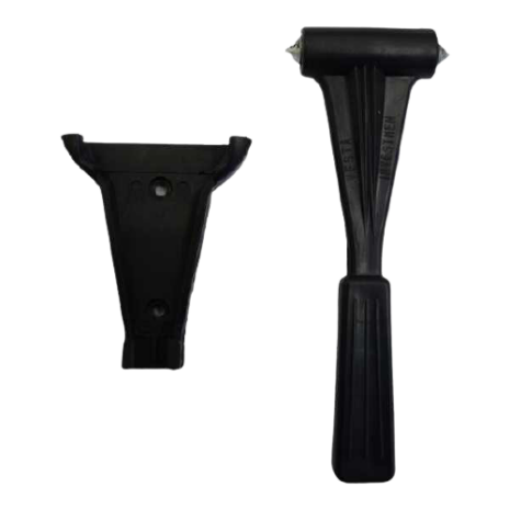 ciocan-pentru-spart-geamul-in-caz-de-urgenta-removebg-preview